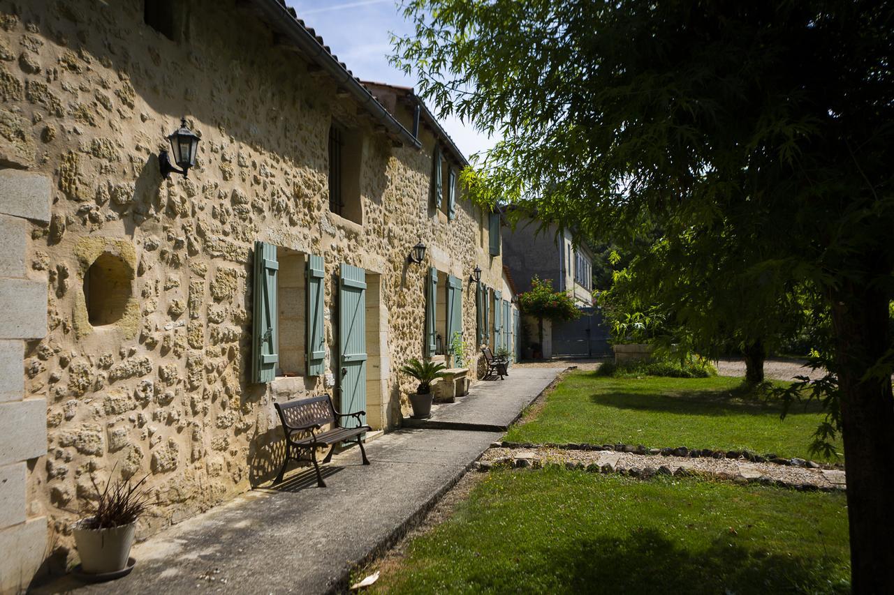 Gite La Maison De La Pimpine Lignan De Bordeaux Exterior foto